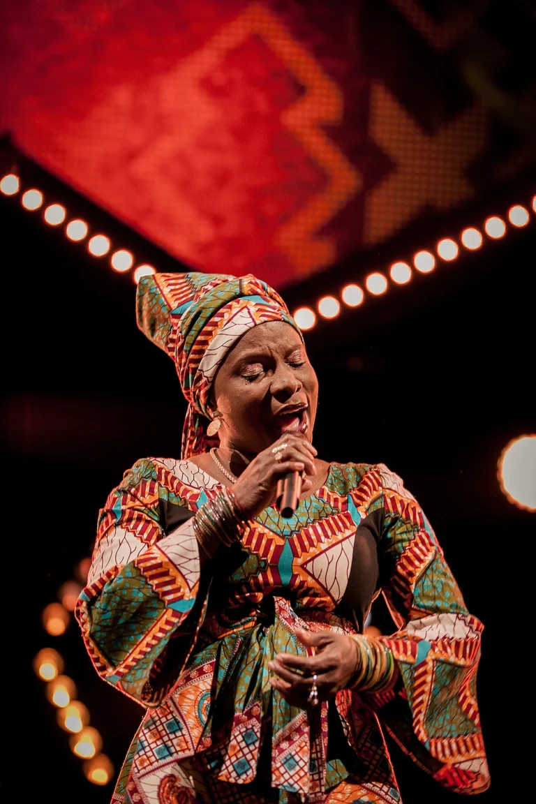 Angelina Kidjo | April Jazz, Espoo 2014 Keikkakuva Angelina Kidjon esiintymisestä April Jazzeilla