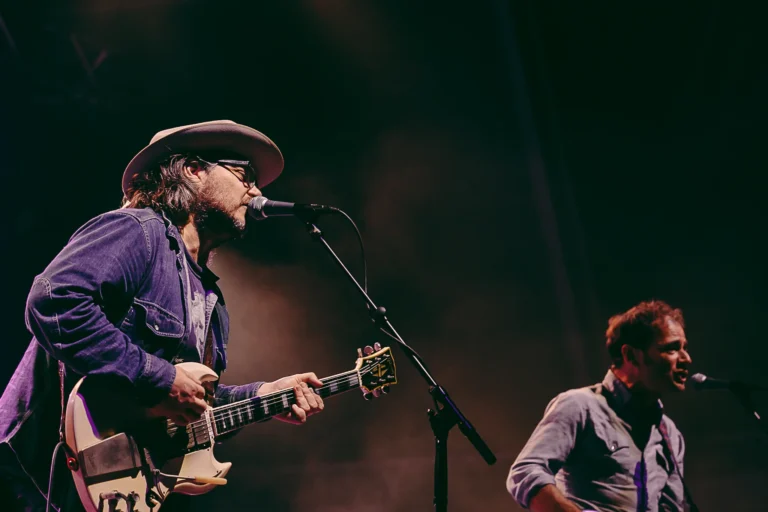 Wilco | Vida Festival, Vilanova y la Geltrú, Espanja 2014 Konserttikuva Wilco-yhtyeestä Vida Festivalin keikalla 2014